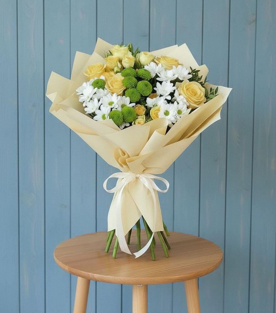 Букет цветов из: Хризантемы и Розы в Дмитриевской