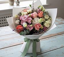 Букет цветов из:  Розы, Лизиантусы и Гвоздики в Дмитриевской