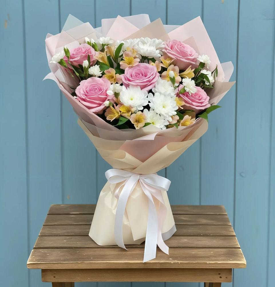 Букет цветов из: Гвоздики, Орхидеи и Розы в Дмитриевской