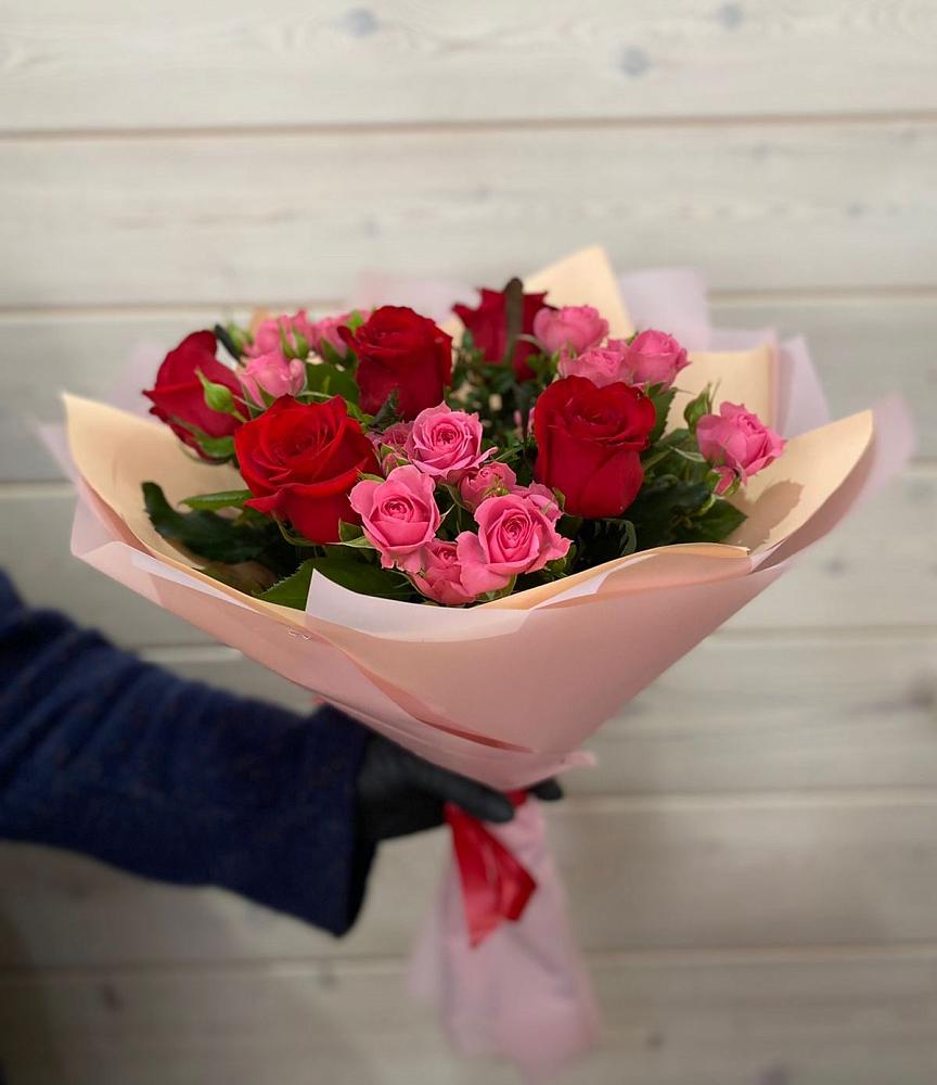 Букет цветов из: Розы в Дмитриевской