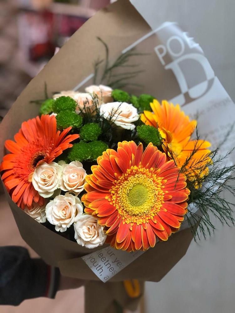 Букет цветов из: Герберы, Хризантемы и Розы в Дмитриевской