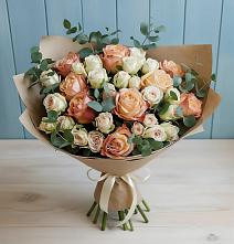 Букет цветов из:  Альстромерии и Розы в Дмитриевской